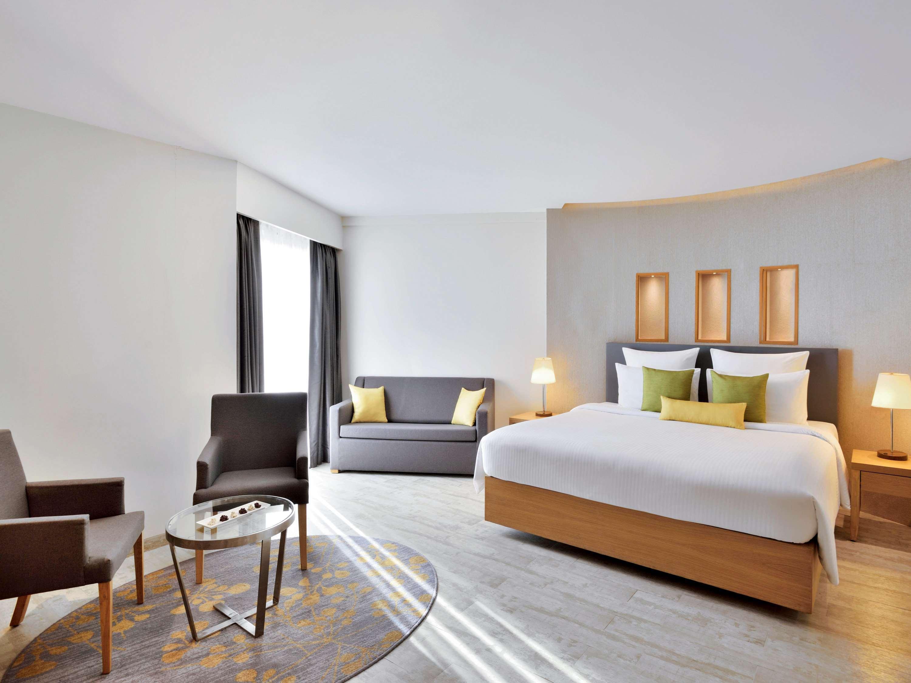 Novotel Imagicaa Кополи Екстериор снимка