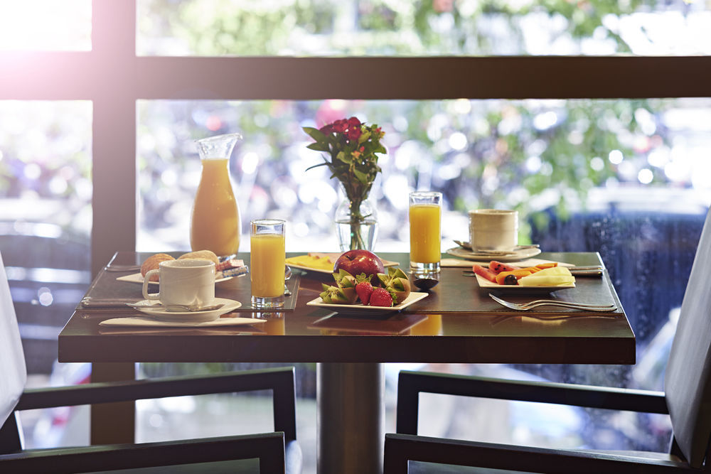 Novotel Imagicaa Кополи Екстериор снимка