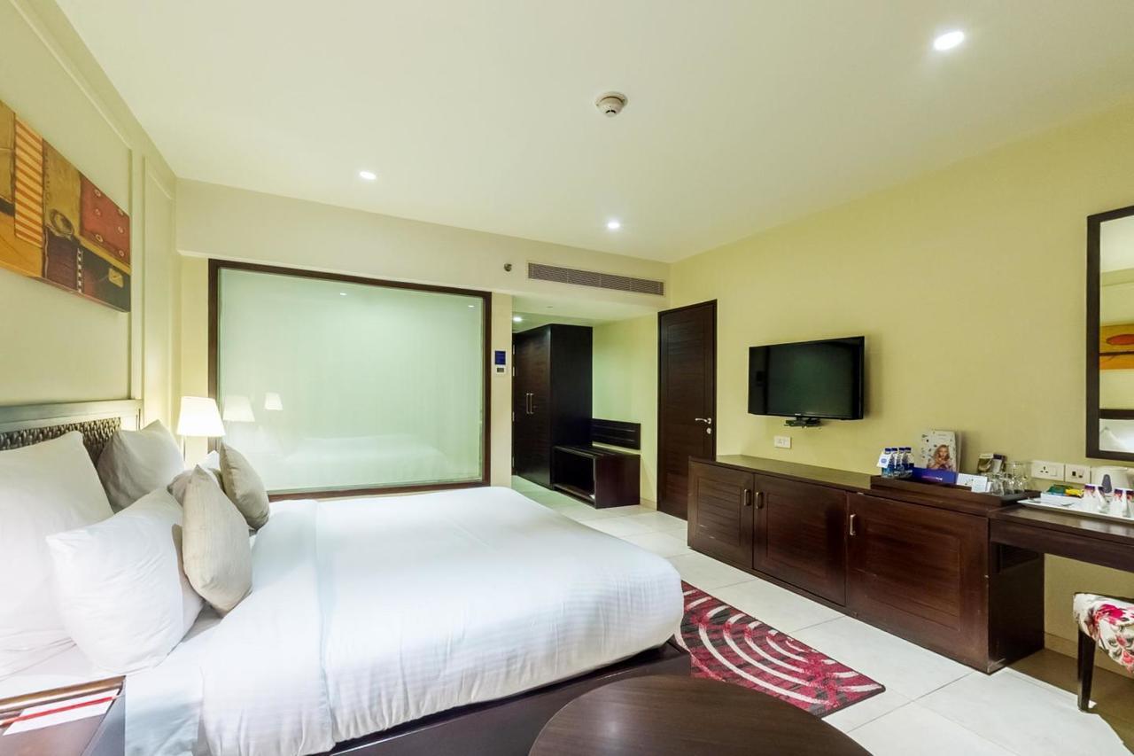Novotel Imagicaa Кополи Екстериор снимка