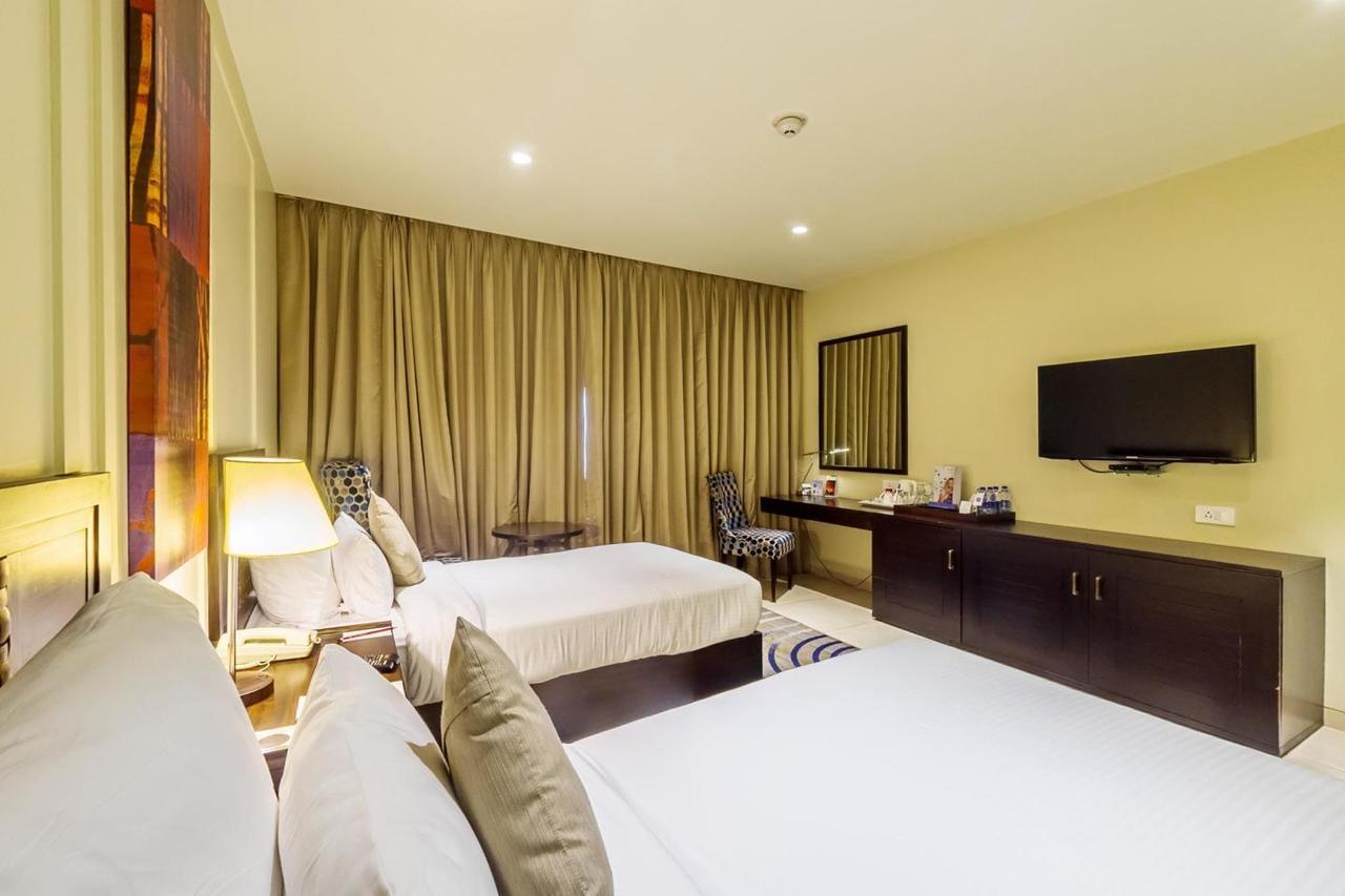 Novotel Imagicaa Кополи Екстериор снимка