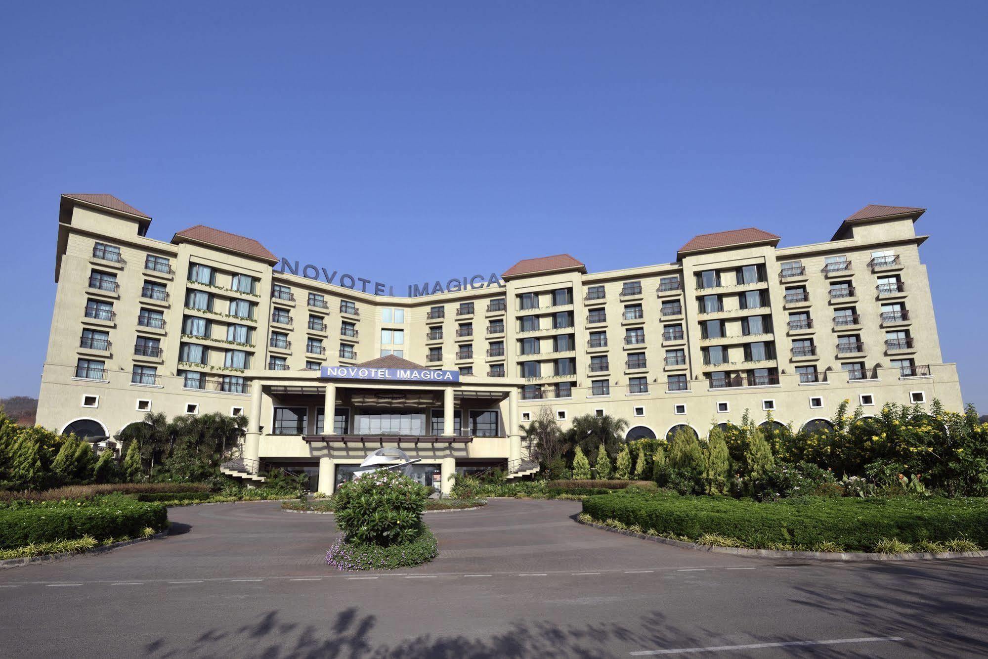 Novotel Imagicaa Кополи Екстериор снимка