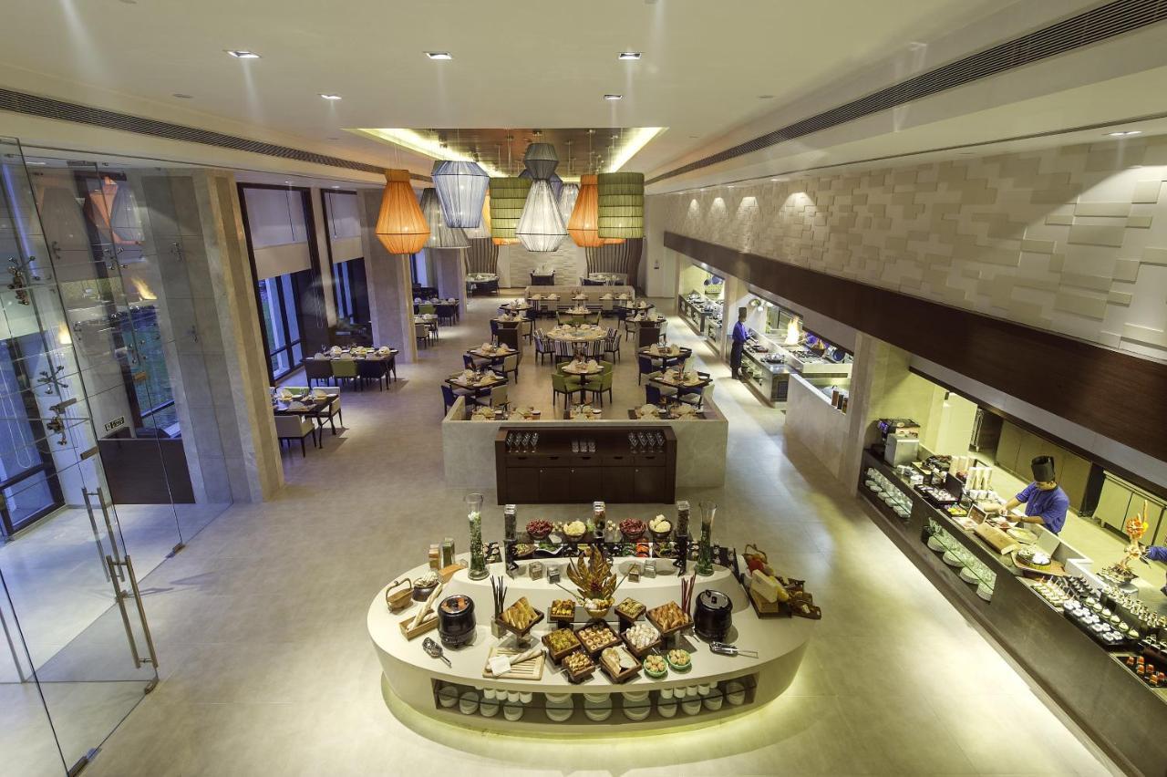Novotel Imagicaa Кополи Екстериор снимка
